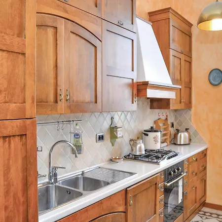 Two-bedroom Holiday Castelletto S. Ticino With A Fireplace 09 * Castelletto sopra Ticino